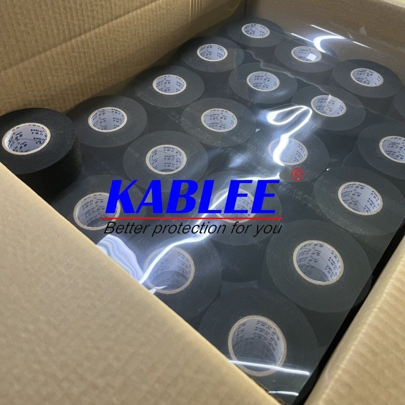 شريط نسيج من البوليستر الأسود غير المنسوج للعزل الكهربائي وتخفيف الشعلة في صناعة السيارات